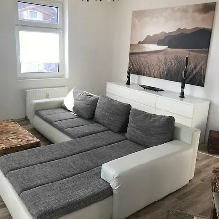 Apartment Liebknechtstrasse 44 *